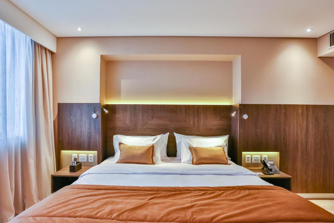Transamerica Collection Goiania Ngoại thất bức ảnh A bedroom at the hotel