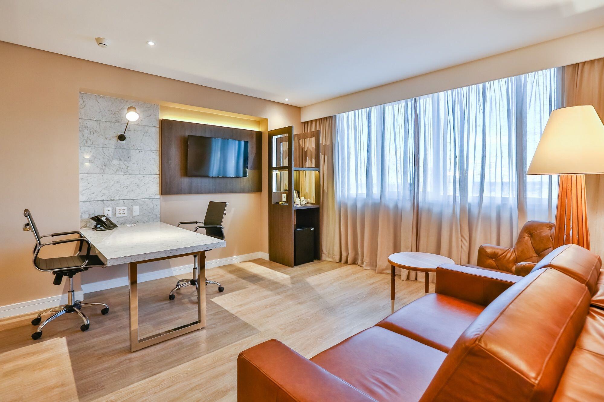 Transamerica Collection Goiania Ngoại thất bức ảnh A suite at the hotel